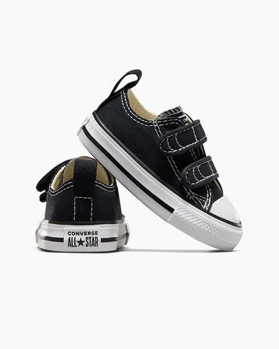 Black Converse Chuck Taylor All Star 2V Kids' Canvas Shoes UK | C-69145739