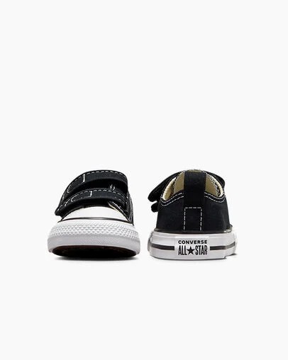 Black Converse Chuck Taylor All Star 2V Kids' Canvas Shoes UK | C-69145739