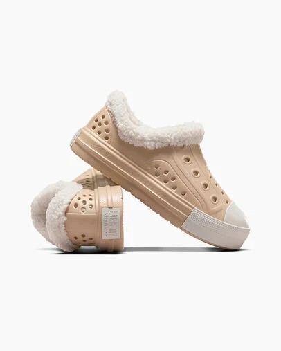 Light Brown Converse Chuck Taylor All Star Play Lite CX Sherpa Kids' Sneakers UK | C-09614759