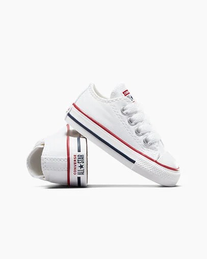 White Converse Chuck Taylor All Star Classic Kids' Sneakers UK | C-95280349