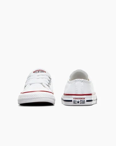 White Converse Chuck Taylor All Star Classic Kids' Sneakers UK | C-95280349