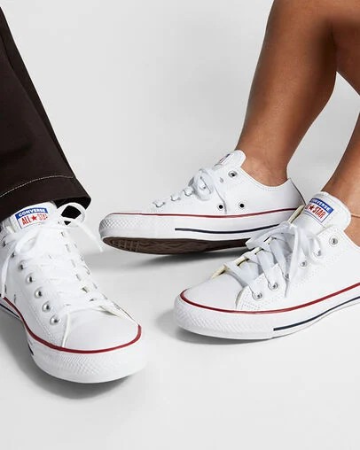 White Converse Chuck Taylor All Star Leather Men Tennis Shoes UK | C-56179209