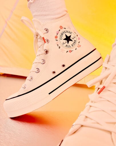 White Converse Chuck Taylor All Star Lift Women Platform Shoes UK | C-48716059