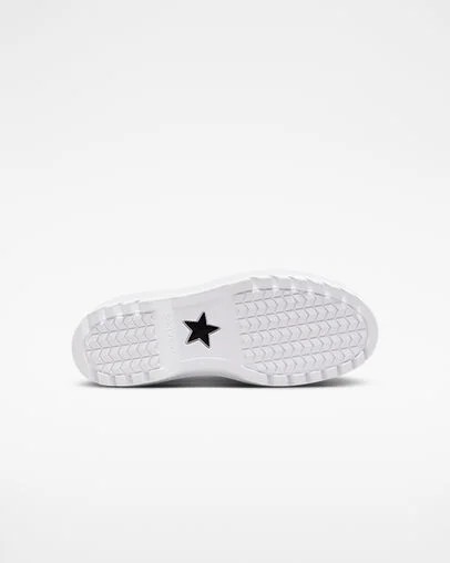 White / Black Converse Chuck Taylor All Star Lugged Lift Platform Kids' Canvas Shoes UK | C-08613759