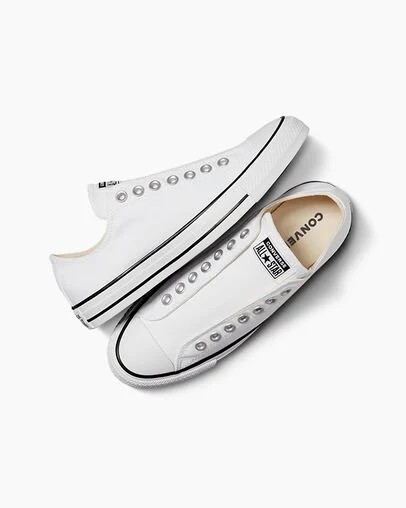 White / Black Converse Chuck Taylor All Star Women Slip On Shoes UK | C-59613249