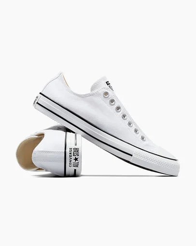 White / Black Converse Chuck Taylor All Star Women Slip On Shoes UK | C-59613249