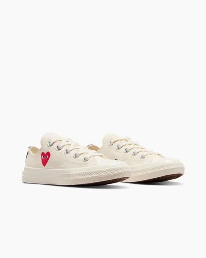 White / Red / Black Converse PLAY Comme des Garçons Single Heart Chuck 70 Kids' Sneakers UK | C-75493269