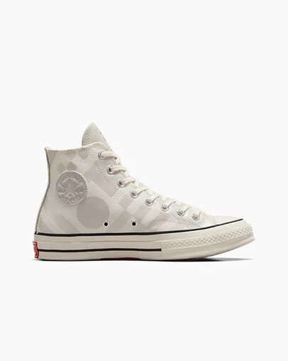 White / Silver Green Converse Converse x Liverpool FC Chuck 70 Men Sneakers UK | C-19548209